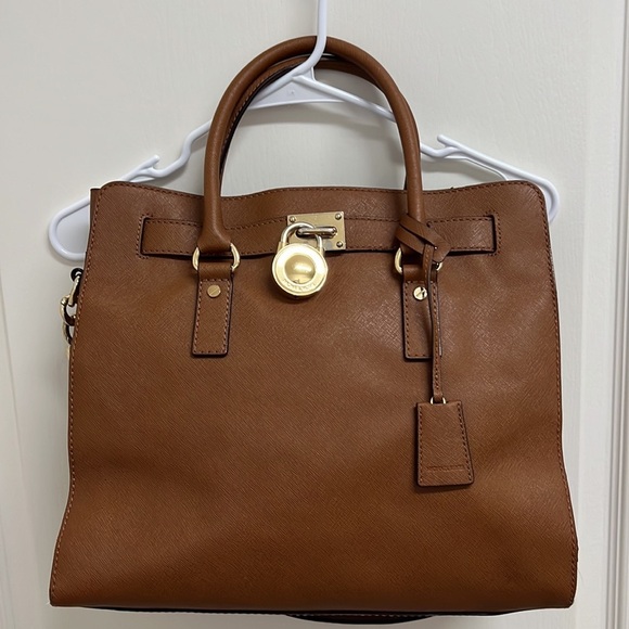 Michael Kors Hamilton Large Saffiano Leather Tote Bag | Camel - Picture 1 of 13